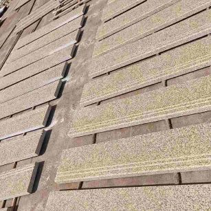 普洱 黄金麻花岗岩光面楼梯踏步