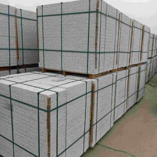 普洱 白麻花岗岩石材荔枝面地铺石（300*600*50）