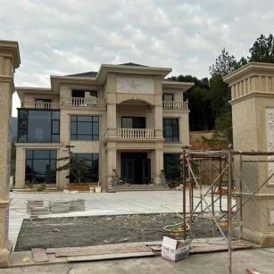 普洱 黄金麻花岗岩别墅雕花外墙干挂配上门口雕花罗马柱