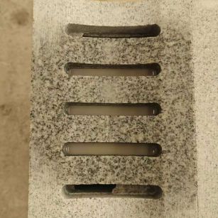 普洱 芝麻白拉丝面花岗岩U型开槽排水槽