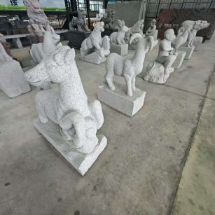 普洱 芝麻白花岗岩造型立体雕刻——十二生肖