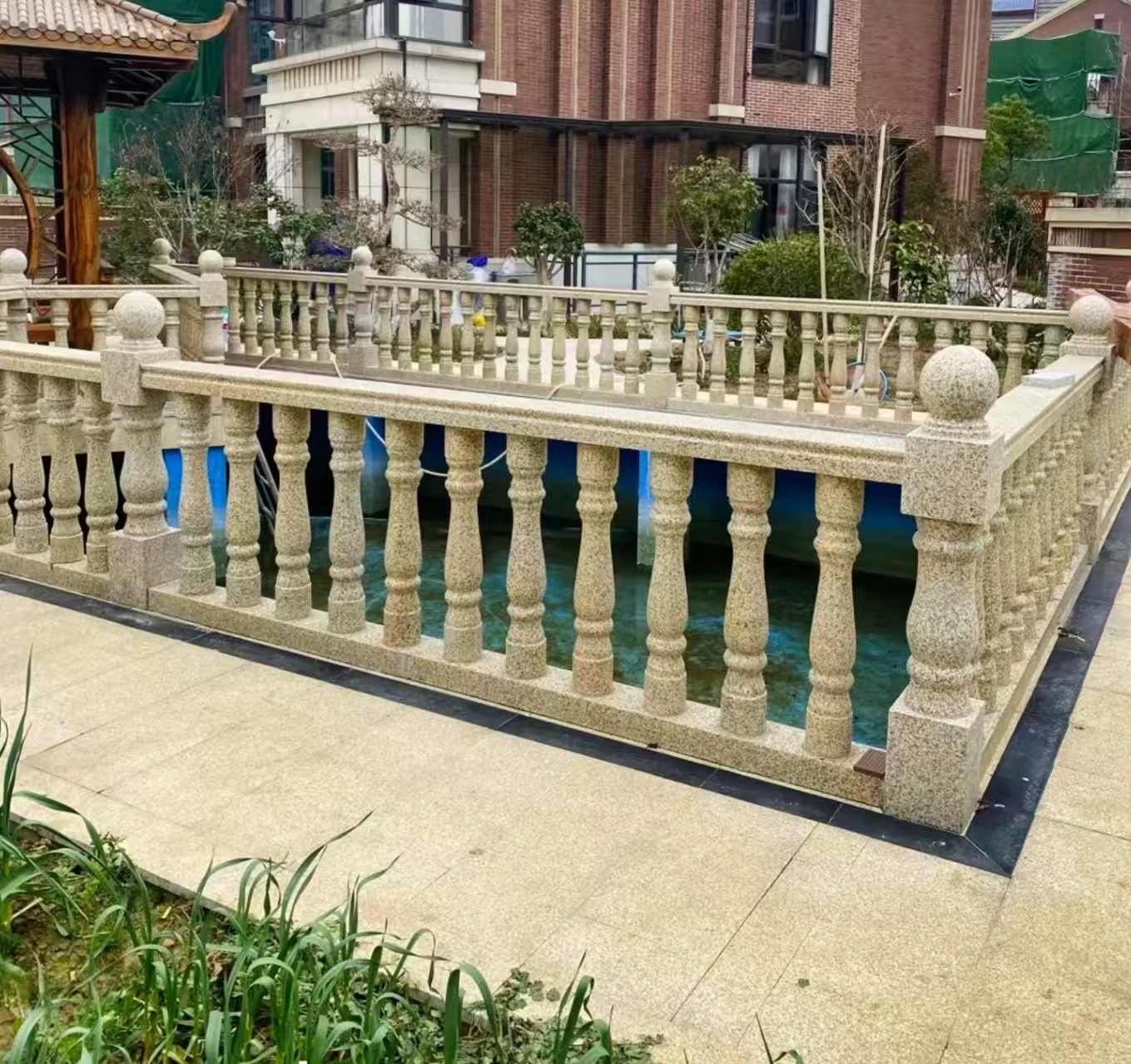 普洱黄金麻花岗岩石材栏杆，扶手，将军柱，花瓶柱