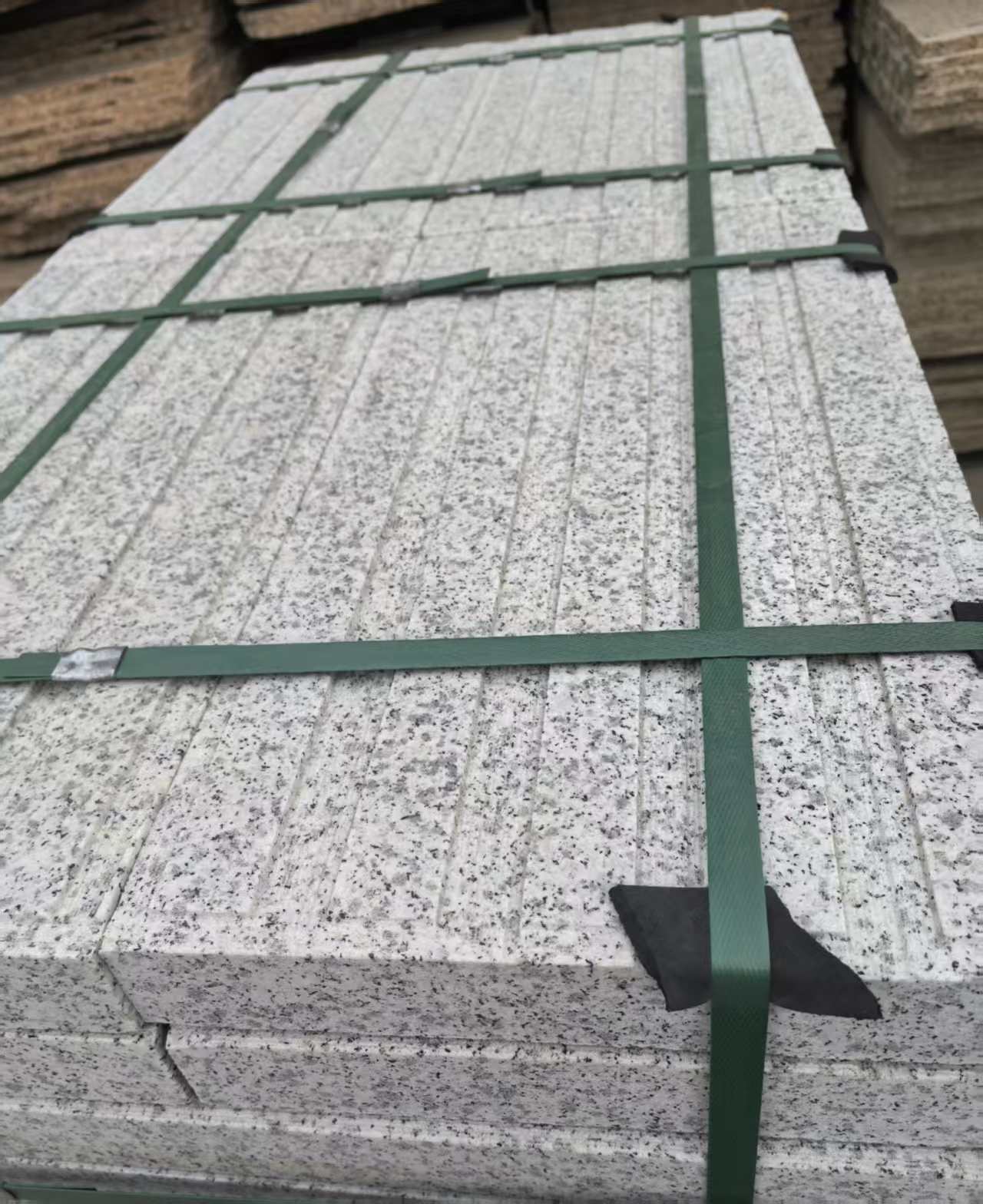 普洱 白麻花岗岩直行盲道石，盲条，地铺石