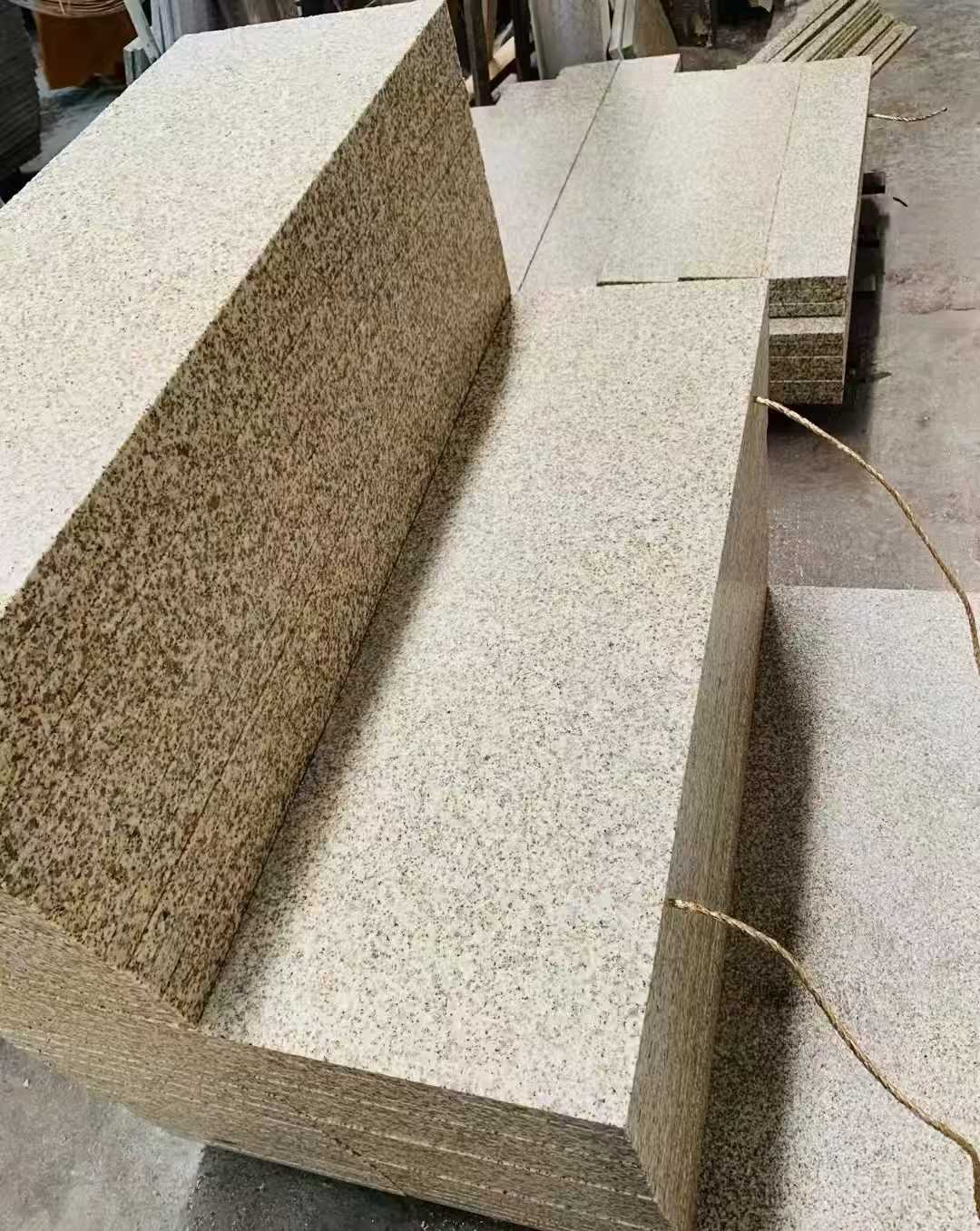 普洱 黄金麻荔枝面外墙干挂成品