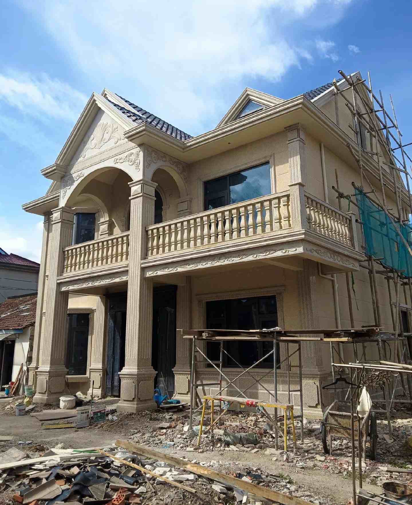 普洱 黄金麻花岗岩石材私人别墅雕花门楼柱阳台栏杆