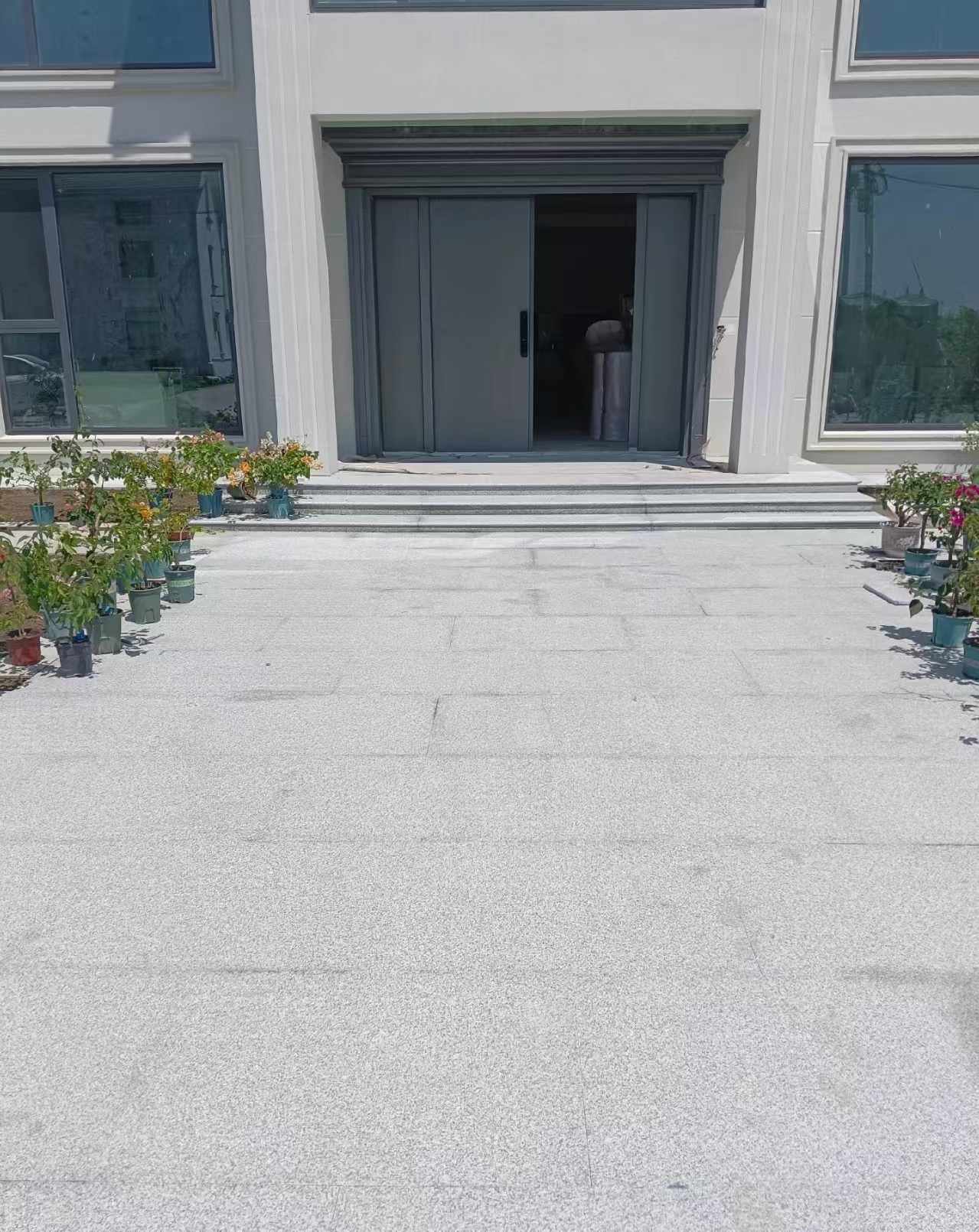 普洱 芝麻白花岗岩地铺石地面铺装