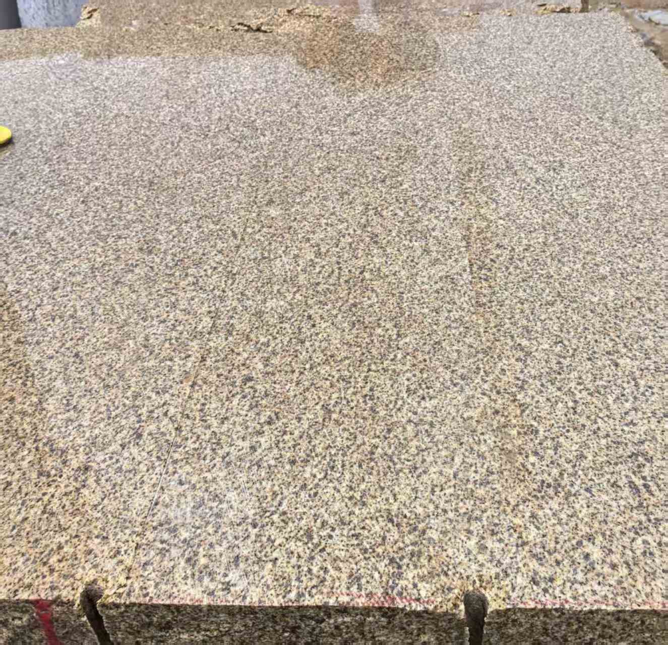 普洱 黄金麻花岗岩石材方料